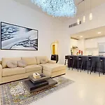 Luxurious Urban Retreat - 1Br In Jge
