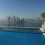 Fully-Equipped Studio Palm Jumeirah, Seven