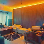 King Bed - Hostel