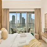 2Bdr Apt Led Side Burj Khalifa Views Opposite Dubai Mall