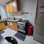 Cozy Pods Near Dxb