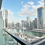Burj Bliss - Canal-View Luxury 1Br Downtown