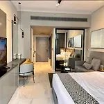 Mag 318 - 3 Min Walk To Dubai Mall - Luxury Studio - Pool & Sls View