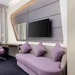 V Hotel Dubai, Curio Collection By Hilton
