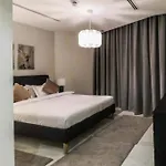 Oyo 1027 Home Binghatti Residence 2 Bhk Business Bay