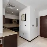 Tiara Residences, Palm Jumeirah Dubai - Mint Stay