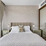Vayk - Bright 4Br Penthouse With Spacious Terrace