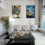 Livbnb Suites - Bright 1 Bedroom Suite In Merano Tower