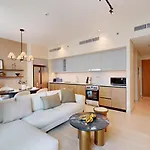Creek Palace - Minimalist Two Bed In Creek Harbour