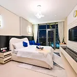 Luxury Studio - Sea View, Beach Access & Infinity Pool - Seven Palm Residences