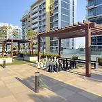 First Class Studio Modern Vibes In Dubai