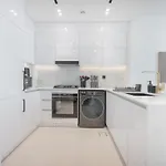 Lavish 1 Bedroom In Binghatti Gardenia That Sleeps 4