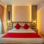 La Zona Continental Hotel