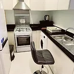 Sky-High Comfort, 1Br In Carson Tower, Damac Hills
