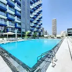 Stylish 1Br W Skyline Views & Balcony