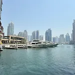 Lovely 1Br In Dubai Marina With Jlt And Partial Lake View Near Tram