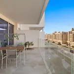 Sea View 2Bdr Apartment, Pool And Beach Access