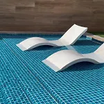 Elite Lux Holiday Homes - Luxury Retreat 1Br Pool Gym In Arjan