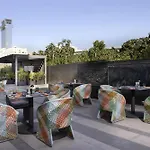 Tumbi West Palm Beach Hotel Dubai,Tapestry Collection Hilton