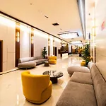 Grand Astoria Hotel