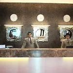 Royal Ascot Hotel Apartment - Kirklees 2
