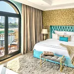 Dream Inn Dubai - Luxury Palm Beach Villa