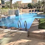 Yanjoon Holiday Homes - Mesk Apartments