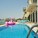 Dream Inn Dubai - Palm Villa