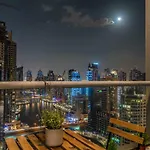 At Home - Apartment Dubai Marina Bay Central Tower 1 - Full Marina View