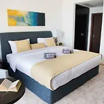 Hi Guests Vacation Homes - Shams