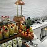 City Avenue Hotel