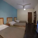 New Avon Hotel