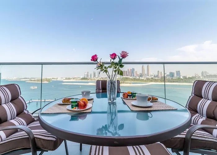 Holiday Apartment In Palm Jumeirah With Beach Access