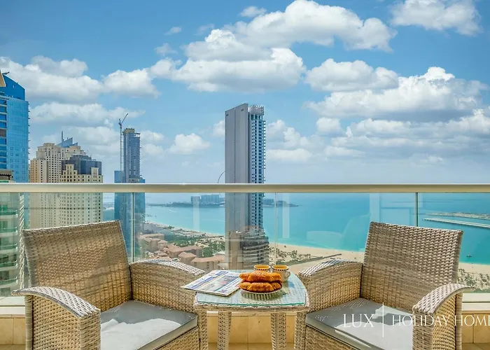 Lux - The Dubai Marina Beach View Suite