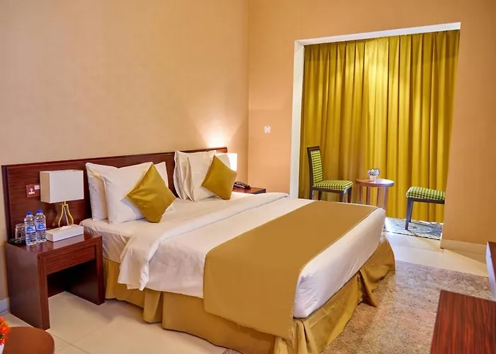 Grand Square Hotel