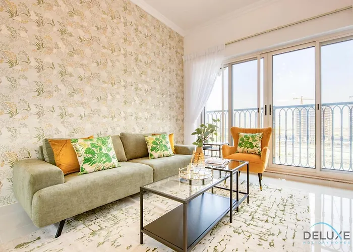 Sunny 1Br At Canal Residences West Dubai Sports City By Deluxe Holiday Homes
