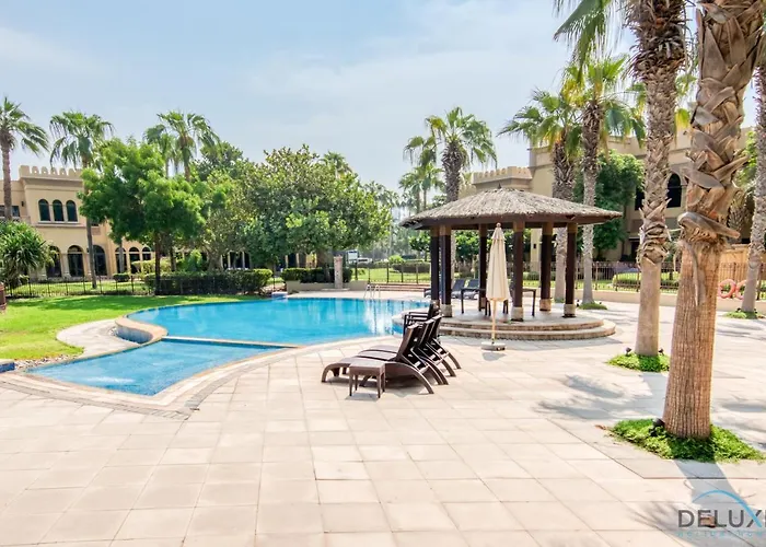 Splendid 5Br Villa At Canal Cove Palm Jumeirah By Deluxe Holiday Homes