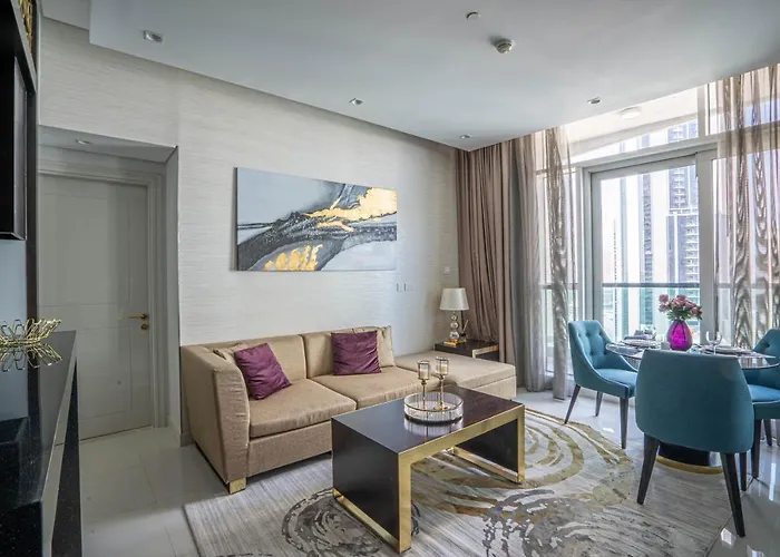 Higuests - Elegant And Spacious Apartment In Upper Crest