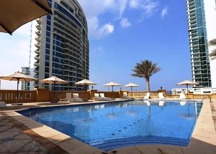 Higuests - Charming Apt In Jbr With Balcony By The Beach