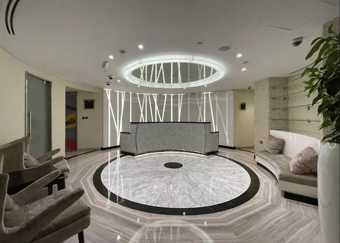 Ambassador Suite Capital Bay- Discount Available