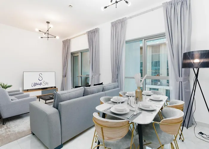 Ultimate Stay / Burj Khalifa View / Downtown / 3 Beds Luxury / 2 Balconies