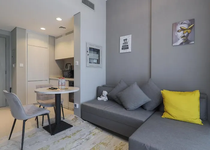 Business Bay 1 Bedroom With Canal View