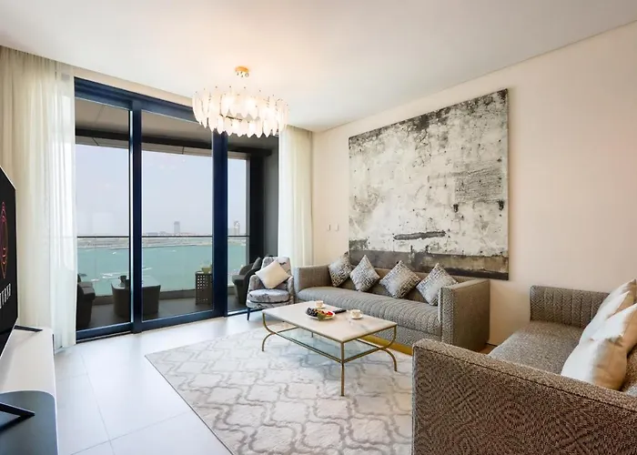 Livbnb - Plush 3Br In Address Jbr W/ Sea View & Beach Access