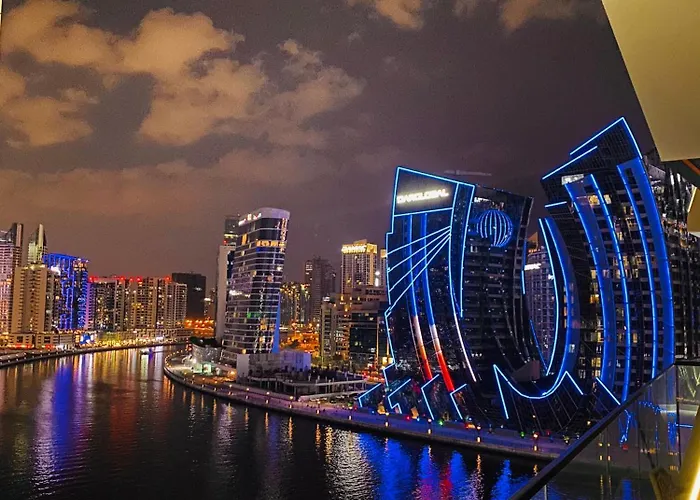 Luxury Binghatti Canal View Apt In Business Bay
