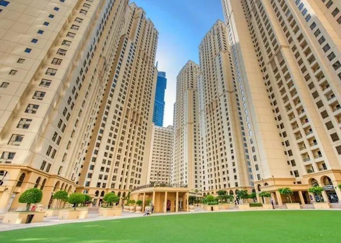 Massive 3/ 4 Bedroom Apartment In Centrum Of Jbr, Dubai!