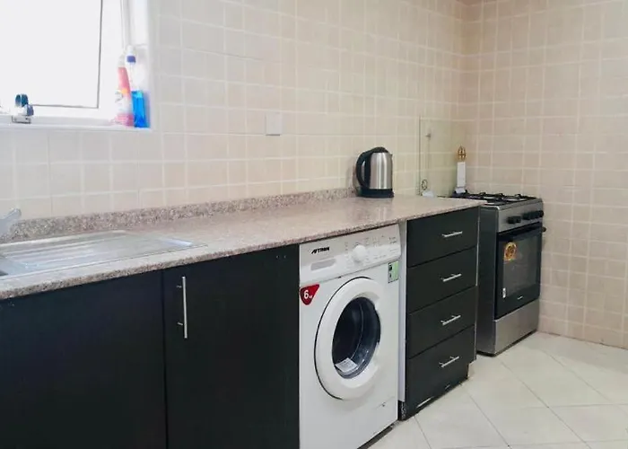 Couples Loft Partition Close To Mall Of Emirates Metro