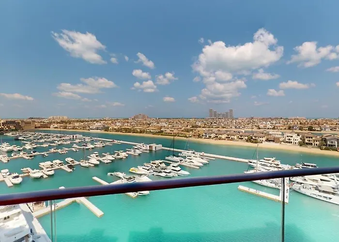 2 Bd Tiara Palm Views, Beach & Pool, Amazing Views Of The Palm