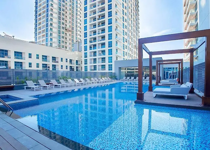 Luxurious Apartment In Dubai Marina