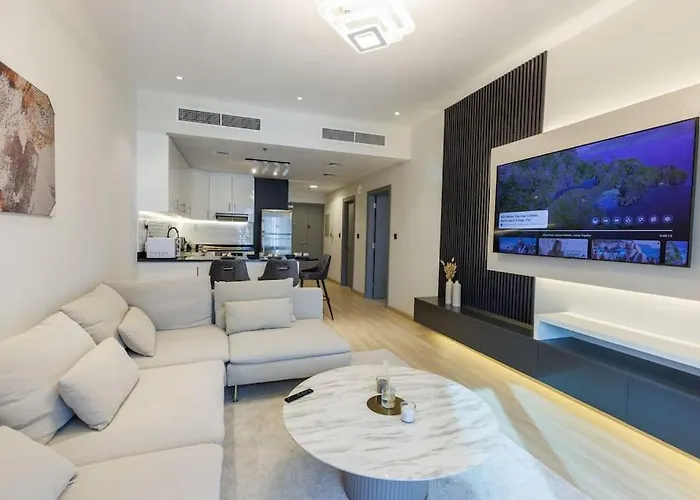 Stylish 1 Bedroom Apt In Dubai Marina