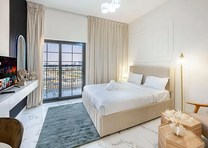 Urban Studio Getaway In Dubailand